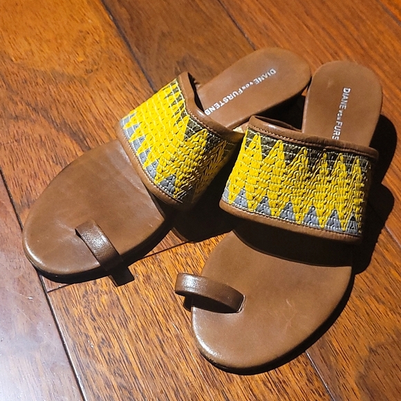 Diane Von Furstenberg tribal wedge sandals - Picture 1 of 7